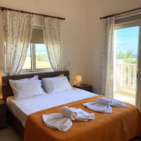 Ithaca Villa *