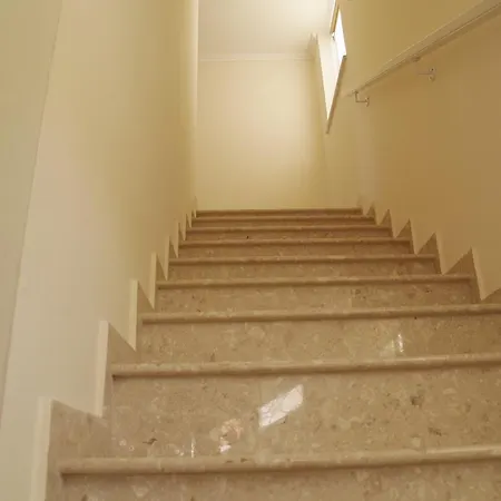 Ithaca 프로타라스