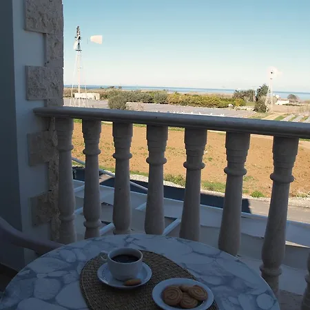 Ithaca Villa *
